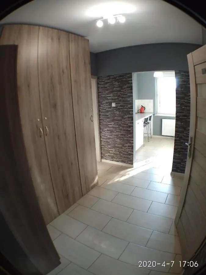 פוזנן 1090 Smialego 38 - Tanie Pokoje W Apartamencie - Samodzielne Zameldowanie - Self Check In 0*,