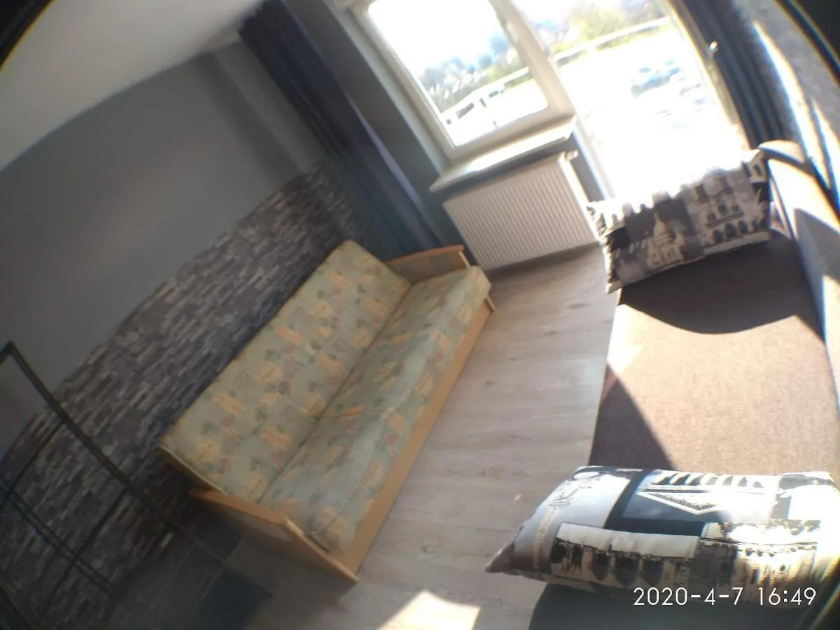 פוזנן 1090 Smialego 38 - Tanie Pokoje W Apartamencie - Samodzielne Zameldowanie - Self Check In פולין