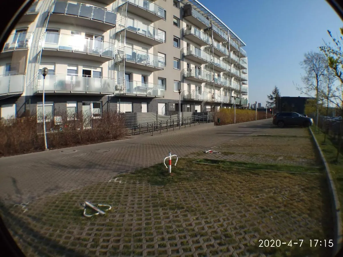 דירה פוזנן 1090 Smialego 38 - Tanie Pokoje W Apartamencie - Samodzielne Zameldowanie - Self Check In פולין