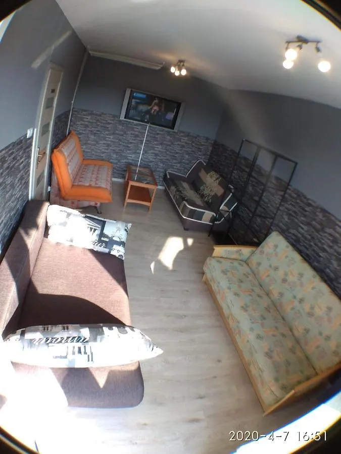פוזנן 1090 Smialego 38 - Tanie Pokoje W Apartamencie - Samodzielne Zameldowanie - Self Check In